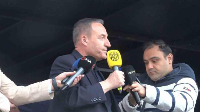 Ankaragücü Eski Başkanı Faruk Koca: "Eylemin Biçimi Doğru Olmayabilir Ama Bu Kadar Ağır Bir Ceza Verilmesini Bu Camia Ve Futbol Tarihi Kabul Etmeyecek"