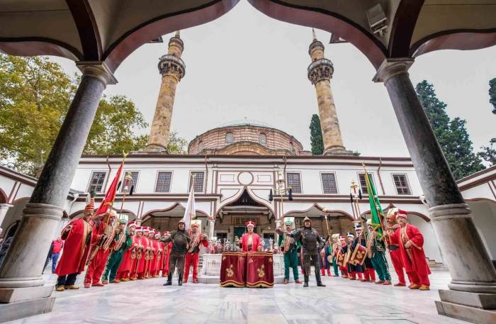 Bursa Mehter Takımı Genel Kurulunda Mesut Özkeser Güven Tazeledi