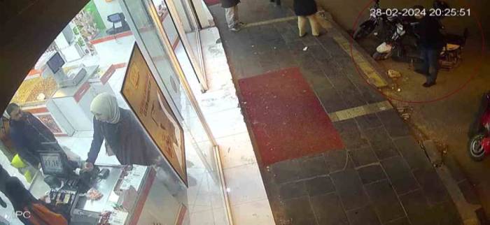 Sahibi Marketteyken Elektrikli Bisikleti Çaldı