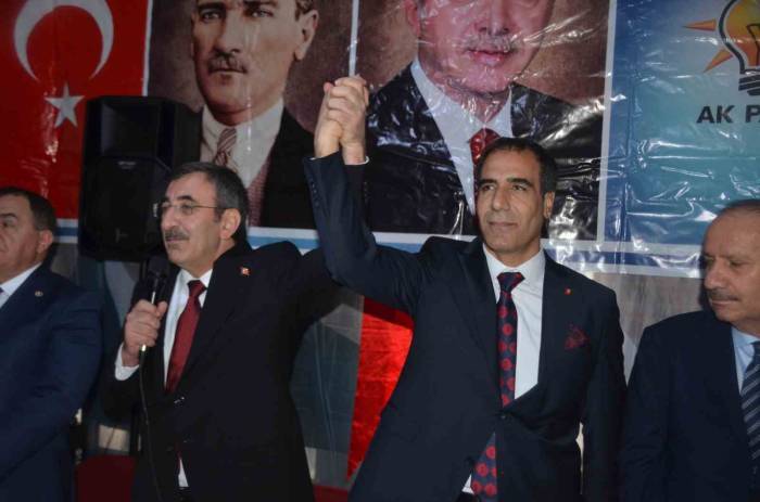 Cumhurbaşkanı Yardımcısı Yılmaz; "Oyunuzu Kendinize, Bulanık’a Verin"