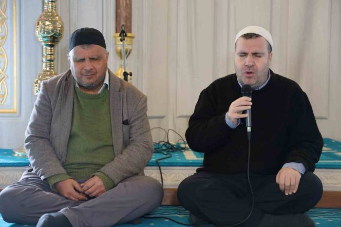 Görme Engelli Hafızların Mukabele Aşkı