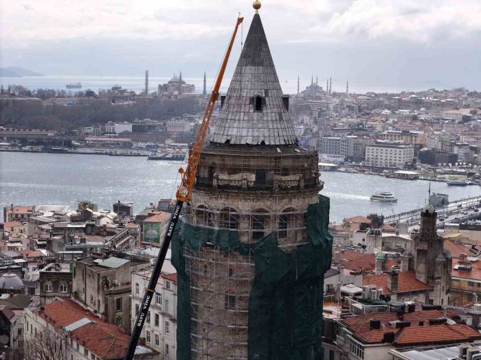 Galata Kulesi İnşaat Filesiyle Sarıldı