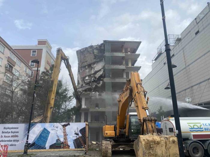 Büyükçekmece’de 46 Yıllık Binada Kentsel Dönüşüm Çalışması