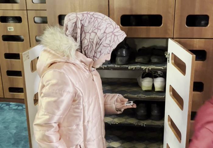 Erzurum’da Çocuklara Teravihte Çikolata Sürprizi