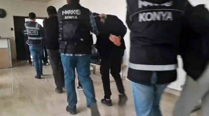 Konya’da Binlerce Uyuşturucu Hap Yakalandı