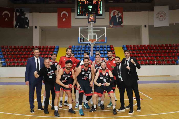 Nazilli Belediyespor Adını Son 8 Takım Arasına Yazdırdı