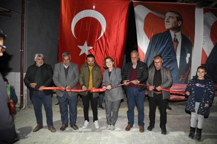 Başkan Çelik, Cumalı Sosyal Tesisini Açtı, Hemşehrileri İle İftar Yaptı