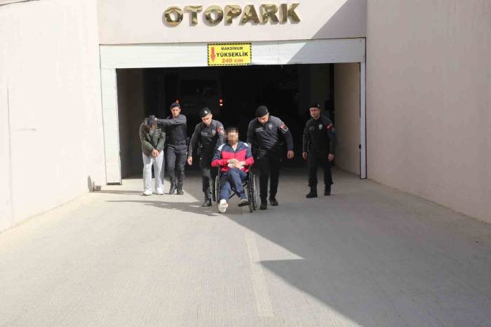 Kafe İçindeki Silahlı Çatışma Tarafları Adliyeye Sevk Edildi