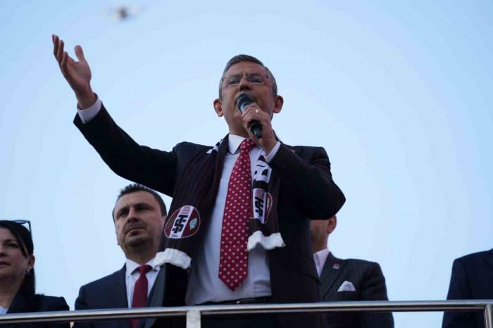 Özel’den Akşener’e Cevap: "cevabım İki Kelime; Canı Sağ Olsun, Ablamdır”