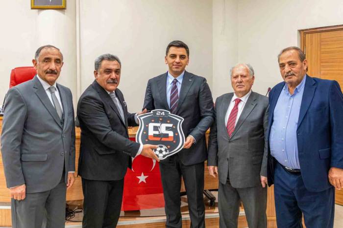 Görev Süresi Biten Meclis Üyelerinden Veda