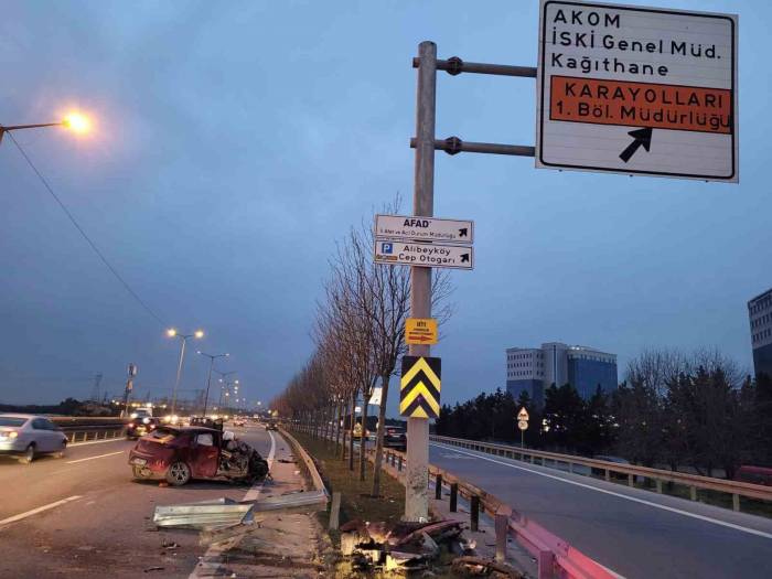 Pratisyen Diş Hekimi Genç Kadın, Otomobiliyle Bariyerlere Çarparak Hayatını Kaybetti