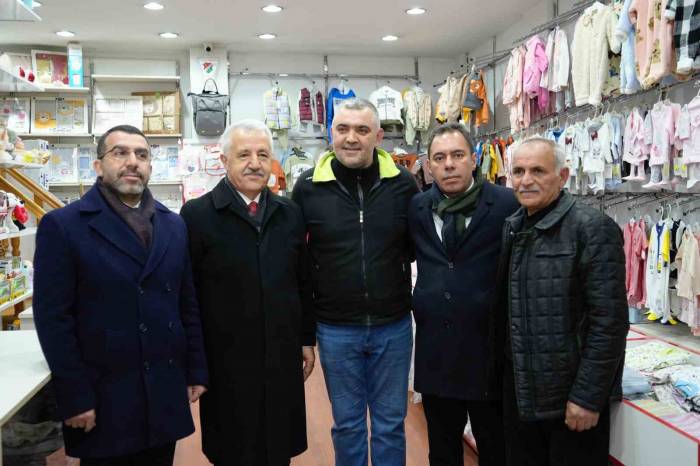 Karslılar Cumhur İttifakı Adayını Bağrına Bastı