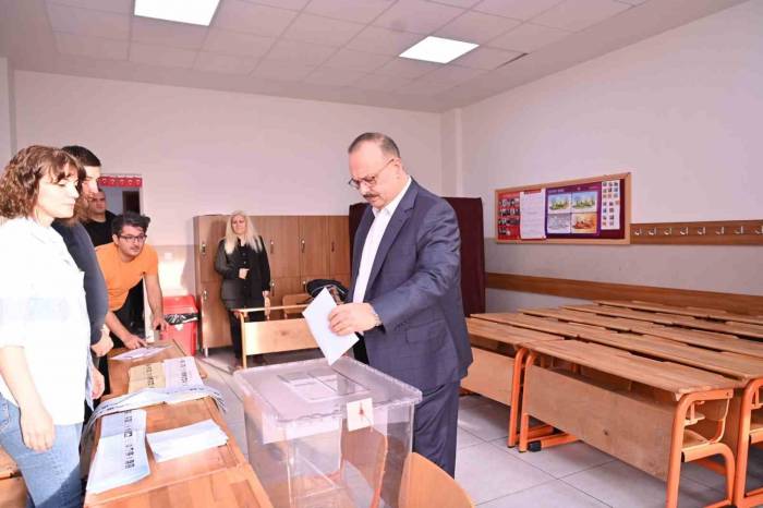 Vali Canbolat: “Aydın’ımıza Hayırlı Olmasını Diliyorum”