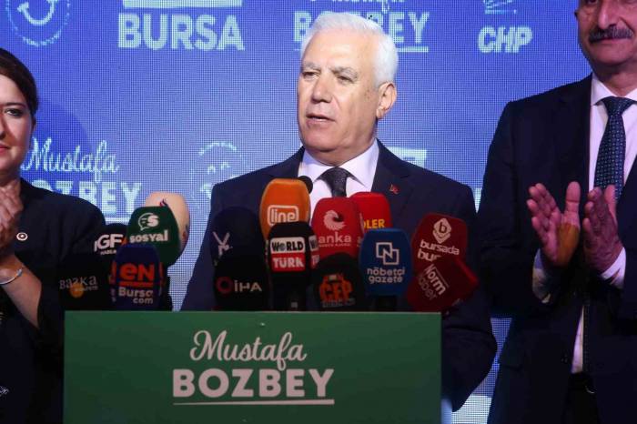 Bursa Büyükşehir Belediye Başkan Adayı Bozbey: "Yarın Sabahtan İtibaren Bu Kentte Herkes Mutlu Yaşayacak"