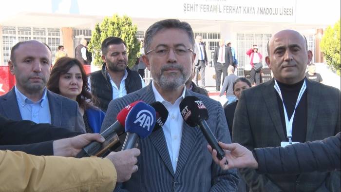 Bakan Yumaklı, Ankara’da Oyunu Kullandı