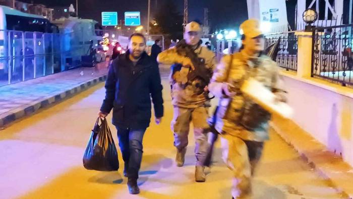 Van’da Oy Çuvalları Seçim Kuruluna Getiriliyor