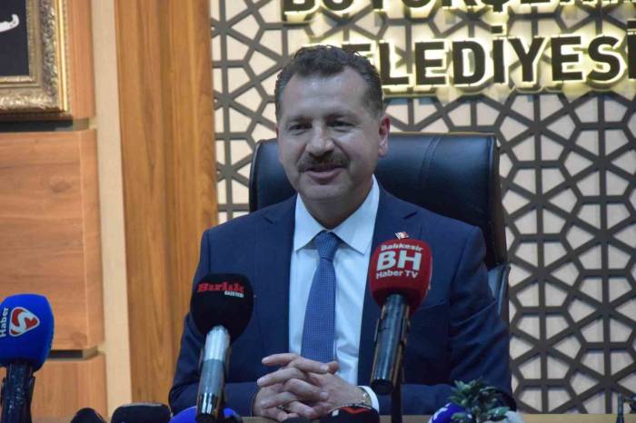 Yücel Yılmaz Veda Etti