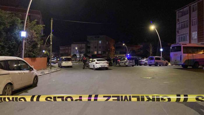 Arnavutköy’de Muhtarlık Seçimlerinde 2 Ayrı Adayı Destekleyen Akrabalar Arasında Silahlı Çatışma