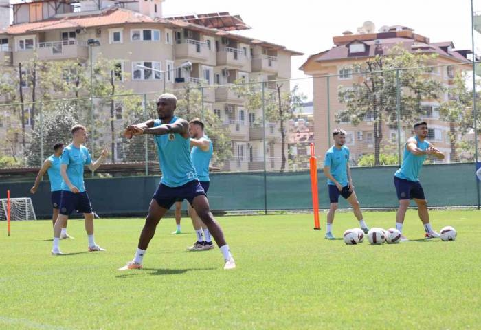 Alanyaspor, Gaziantep Fk Maçı Hazırlıklarını Tamamladı