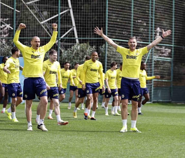 Fenerbahçe, Adana Demirspor Maçı Hazırlıklarını Sürdürdü