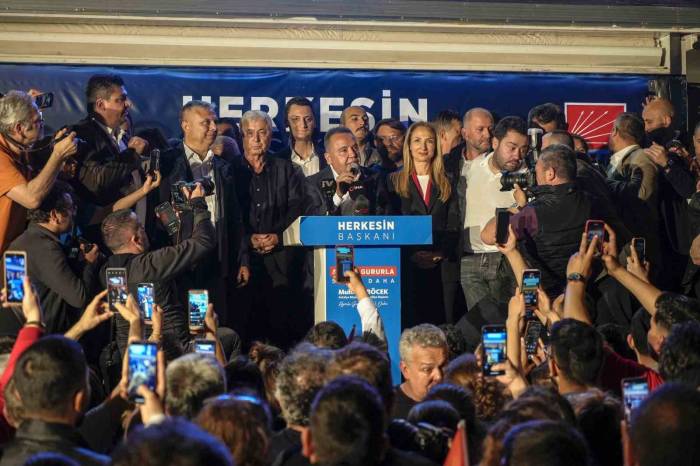 Muhittin Böcek: "Herkesin Başkanı Olmaktan Vazgeçmeyeceğiz"