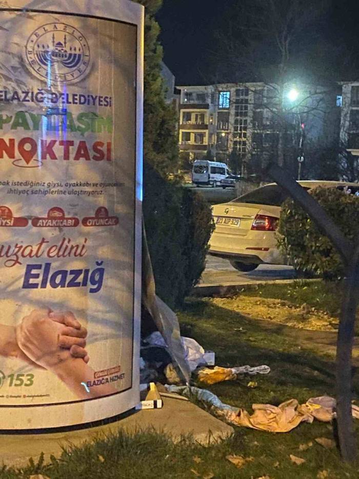 ’giysi Kumbarası’ Talan Edildi
