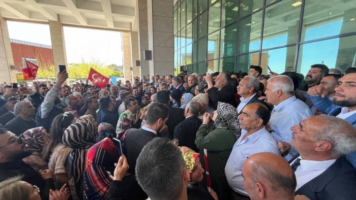 Kilis Belediyesinde Devir Teslim Töreni