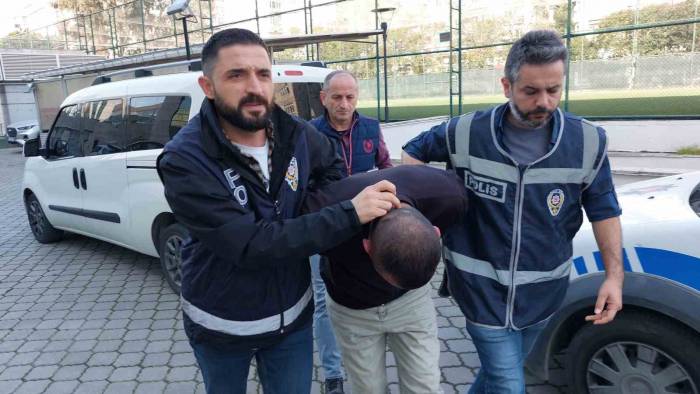 Balkondan Evine Girdiği Komşusuna Tecavüze Kalkıştı: "Beni 5 Peri Çağırdı"