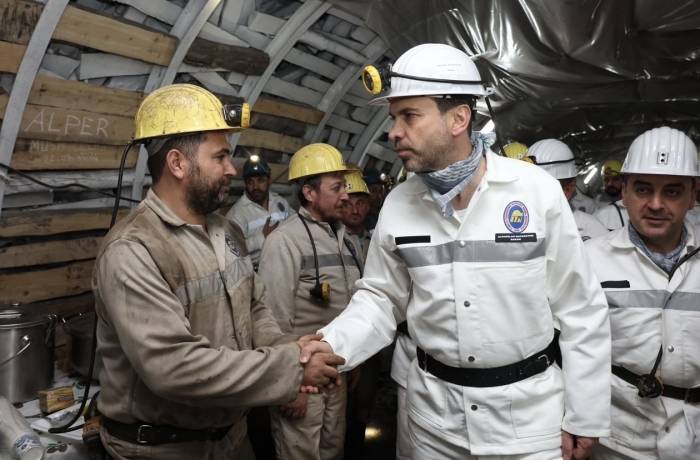 Bakan Bayraktar, Maden İşçileriyle İftar Yaptı