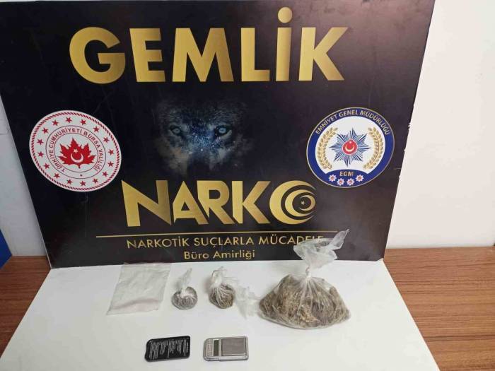 Gemlik’te Uyuşturucu Madde Kullanımı Ve Satışı Yapan 64 Kişi Yakalandı