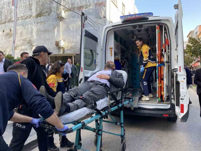 Atm’de Sıra Bekleme Kavgasında Silahlar Konuştu: 1 Yaralı