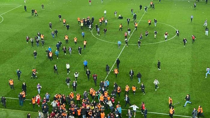 Trabzonspor - Fenerbahçe Maçının Cezaları Açıklandı!