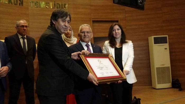 Mazbatasını Alan Büyükkılıç: “Gönlümüz Daha Fazla Katılımı Arzu Ederdi”