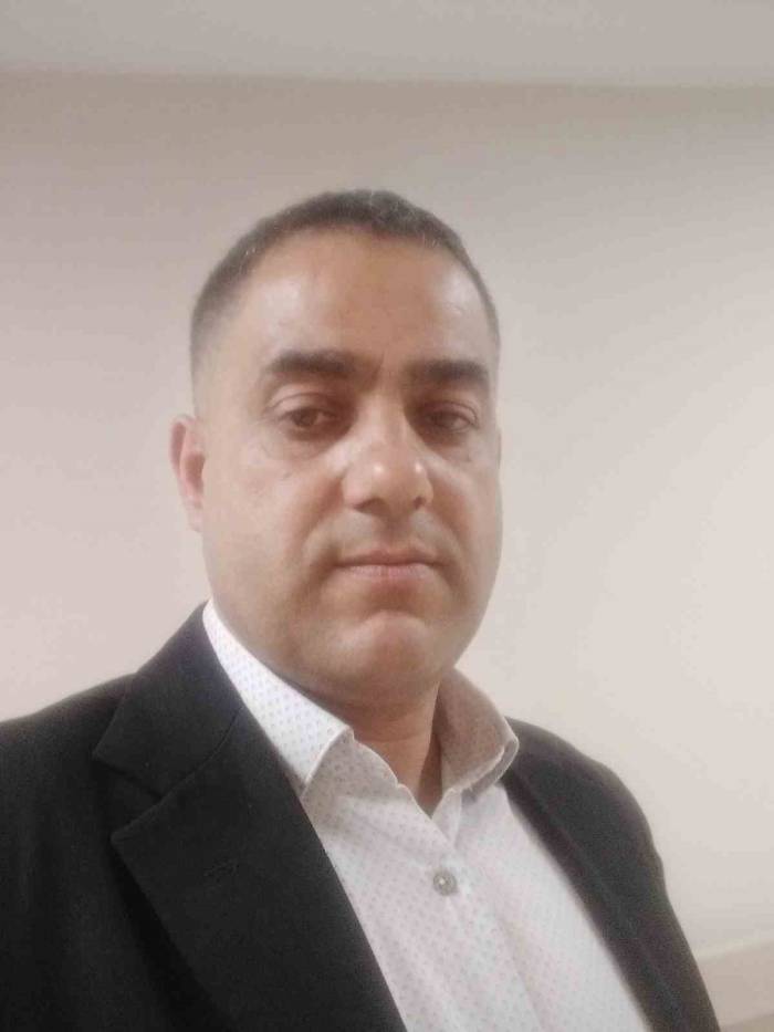 Eski Muhtar İle Yeni Muhtar Taraftarları Kavga Etti; 5 Yaralı