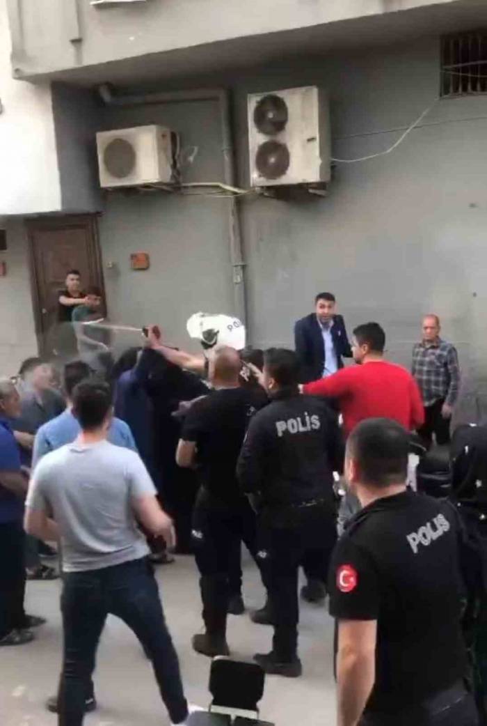 Muhtarlık Seçimi Sonrası Çıkan Kavgaya Polisten Müdahale