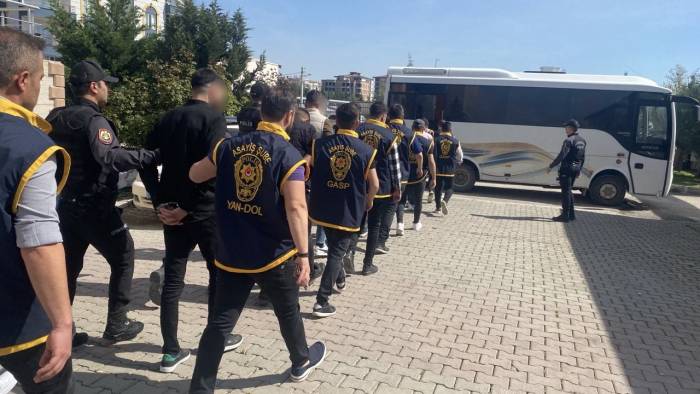 Organize Suç Örgütüne Operasyon: 4 Şahıs Tutuklandı