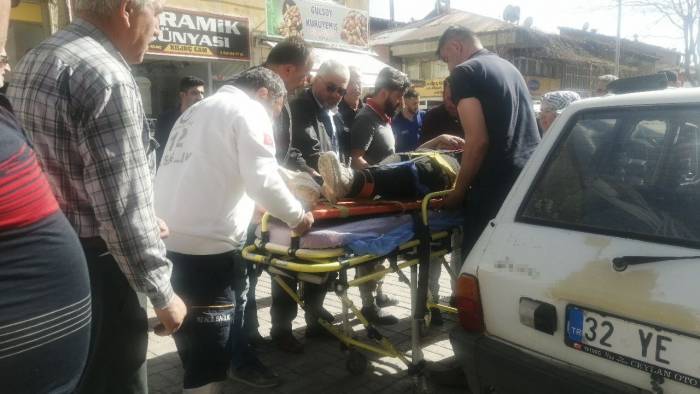 Otomobil Bisiklet İle Çarpıştı: 1 Yaralı