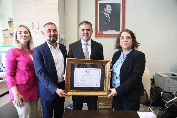 Başkan Tuncer: "Şehrimizi Daha Yaşanabilir Bir Yer Haline Getirme Vizyonumuzla Kentimizin Önündeki Engelleri Aşacağız"