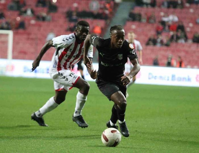 Trendyol Süper Lig: Samsunspor: 0 - Pendikspor: 0 (Maç Sonucu)
