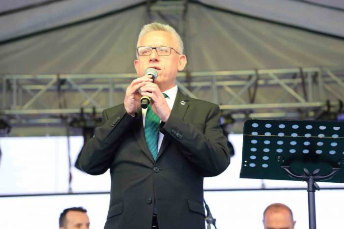 Hem İftar Yaptılar, Hem De Eğlendiler