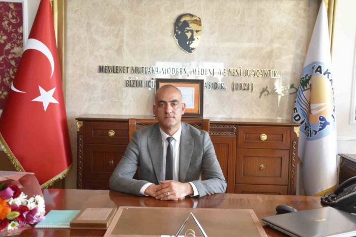 Yakakent Belediye Başkanı Aydoğdu Göreve Başladı
