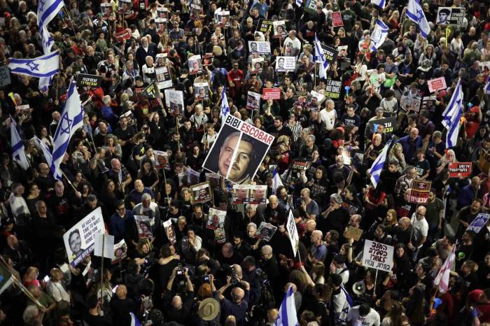 İsrail’de 100 Bin Kişi Netanyahu Ve Hükümetini İstifaya Çağırdı