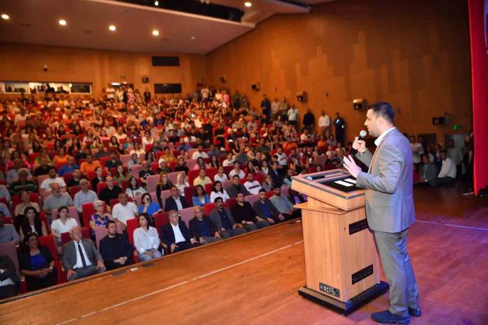 Başkan Kozay, Belediye Personeli İle Bayramlaştı