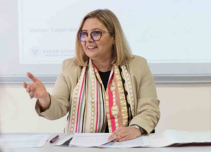 Dışişleri Bakanlığı İzmir Temsilcisi Kaya: "Vize Sorunu Geçici Bir Süreç"