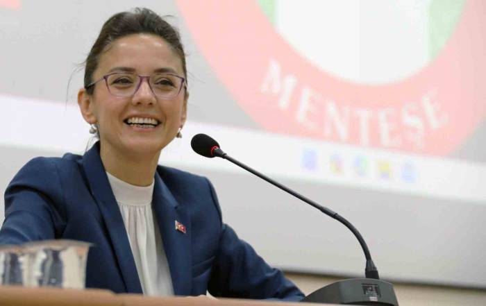 Menteşe Belediyesinin Yeni Üyeleri İlk Toplantısını Yaptı