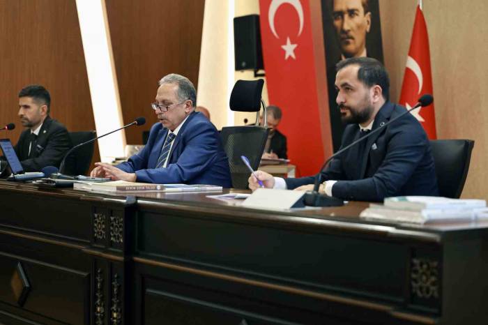 Talas’ta Yeni Dönem İlk Meclis Toplantısı