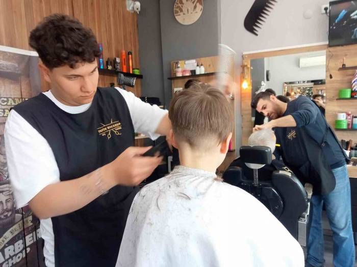 Bayram Günü Sabah Saatlerine Kadar Çalışacaklar