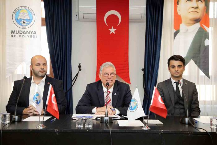 Mudanya Belediye Meclisi Yeni Dönemin İlk Toplantısını Yaptı
