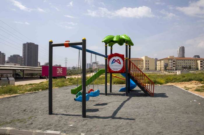 Mersin Büyükşehir Belediyesi, Okul Ve Mahallelere Çocuk Oyun Grupları Kurdu