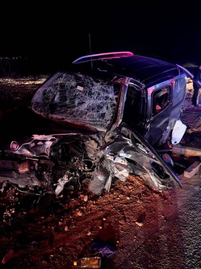 Tokat’ta İki Otomobil Kafa Kafaya Çarpıştı: 1 Ölü, 5 Yaralı